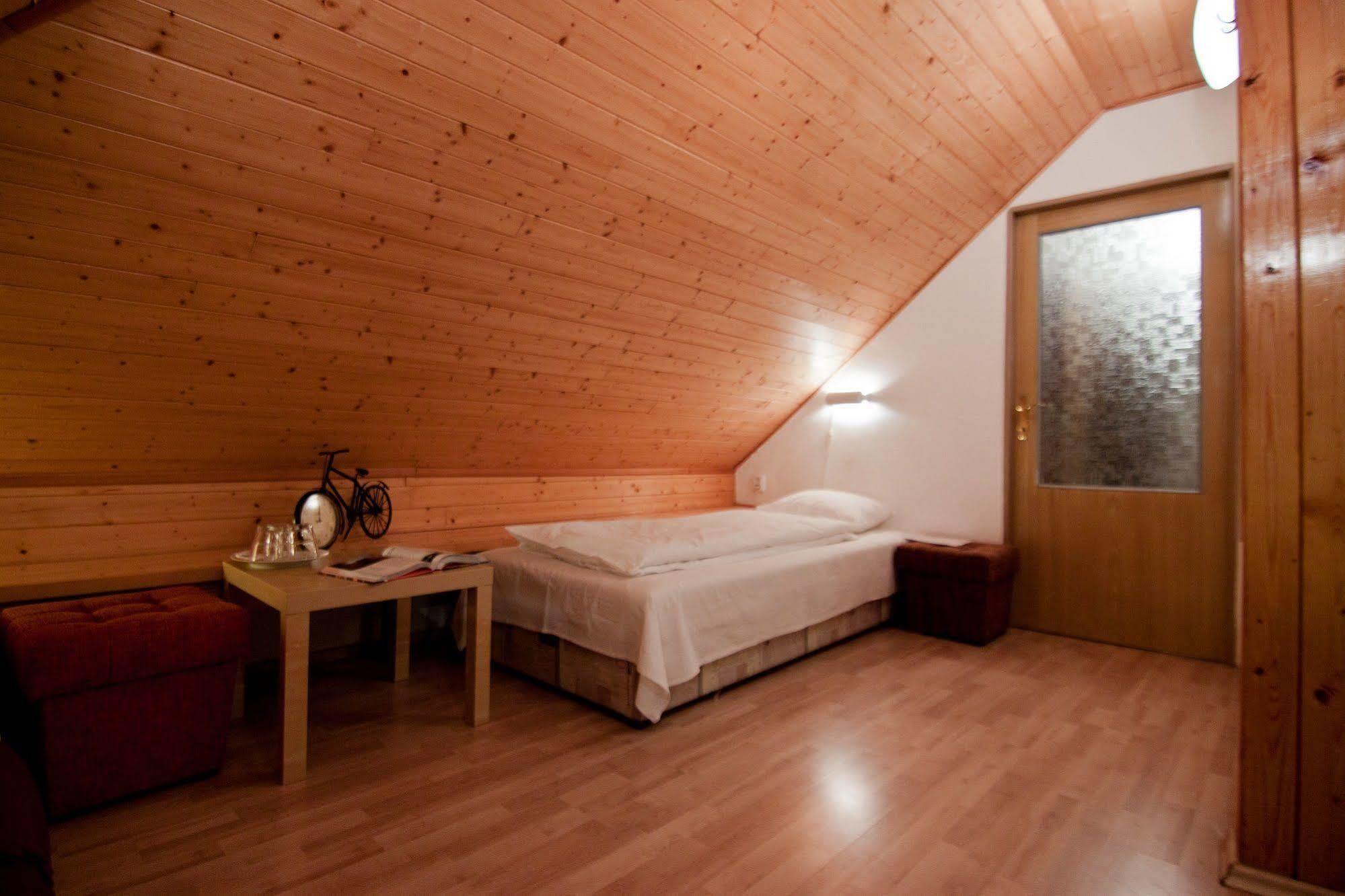 Pension Nika Prague Luaran gambar