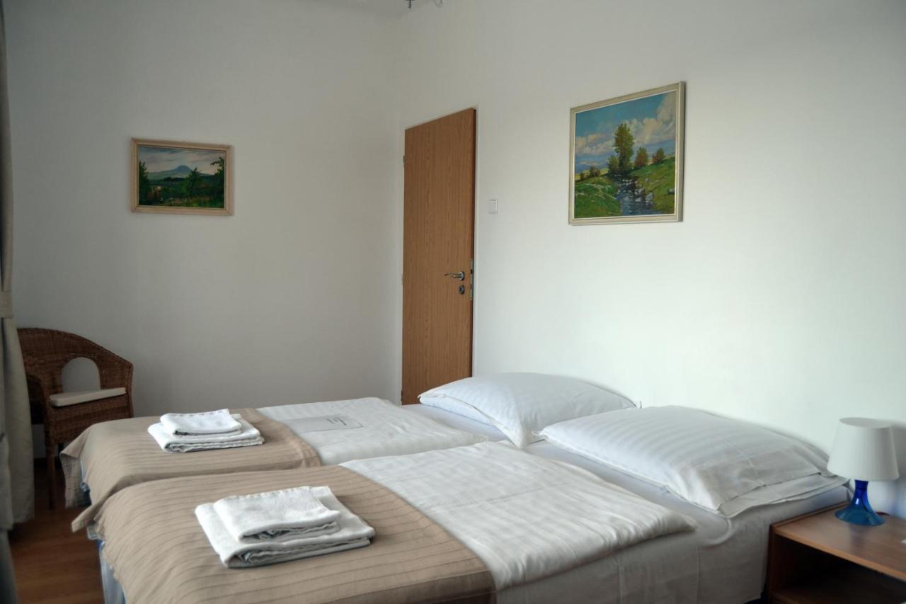 Pension Nika Prague Luaran gambar